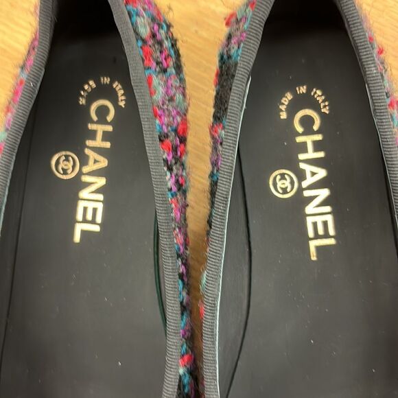Chanel Tweed  Flats Size 37 / Like New - Picture 4 of 7